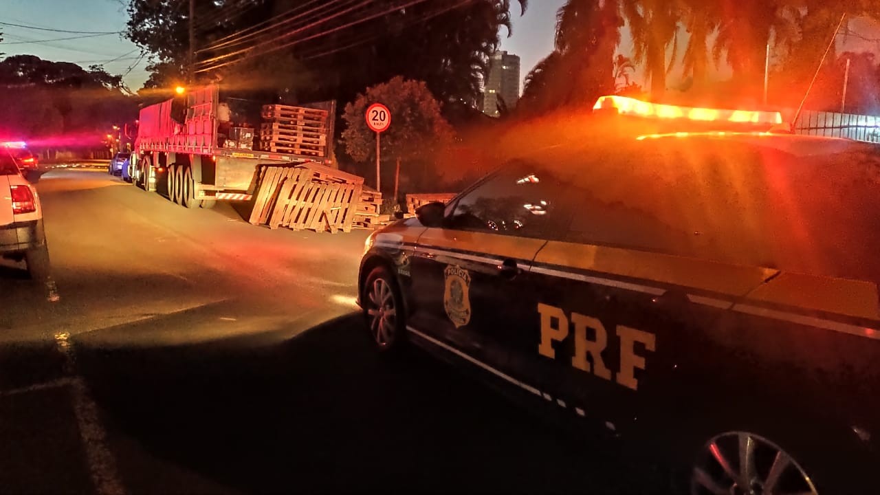 Motorista de 65 anos transportava mais de uma tonelada de maconha