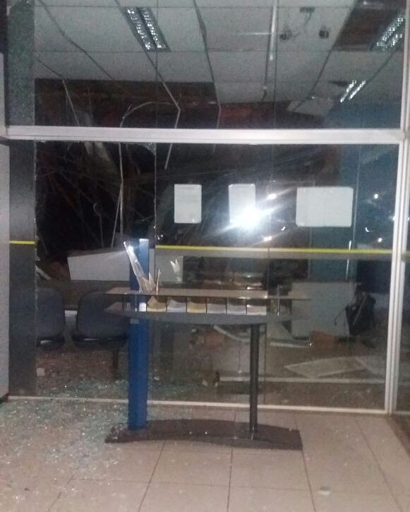 Bandidos explodem agência bancária em Paranapoema, na região Noroeste