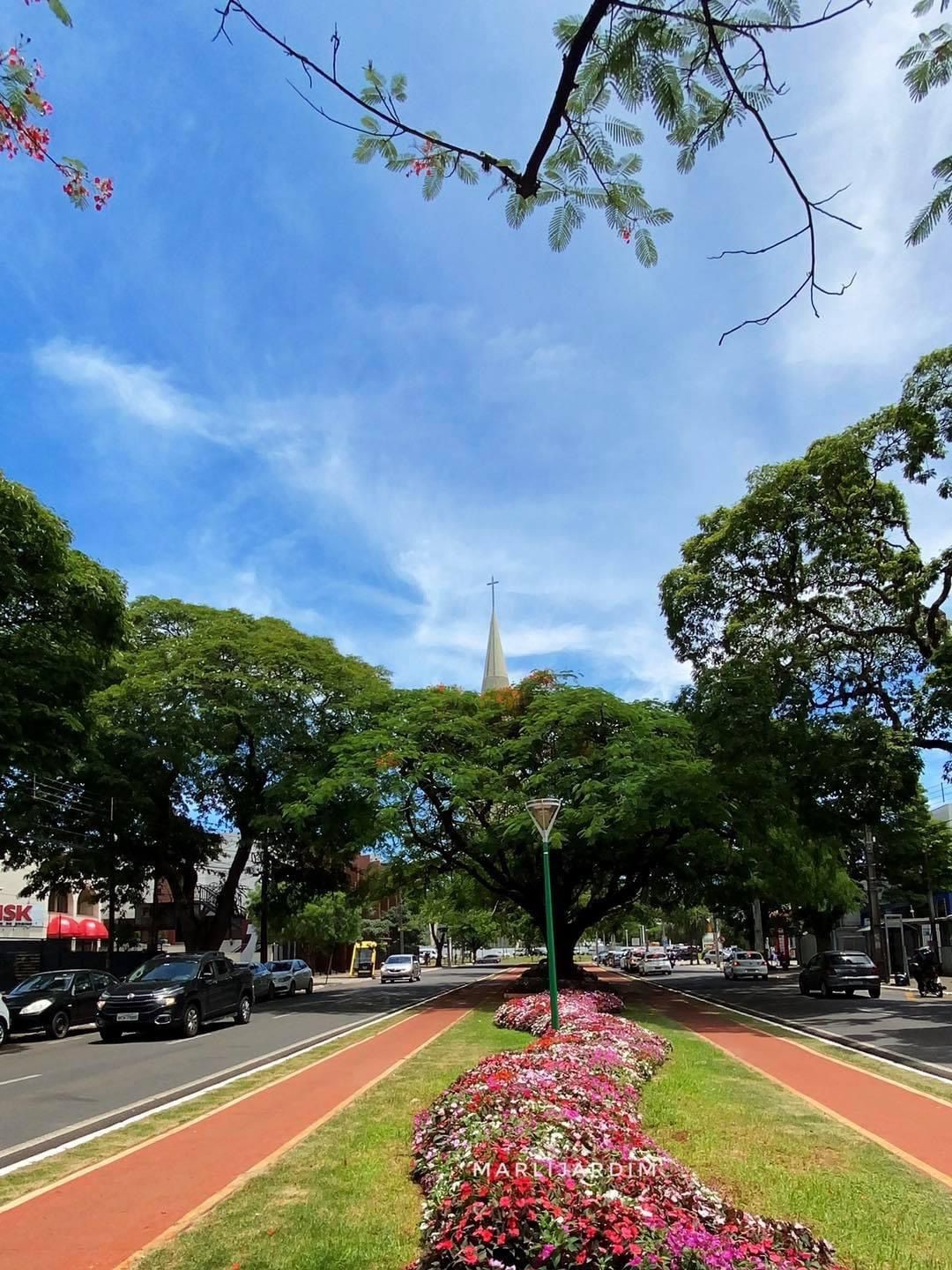 Tempo firme neste sábado (2), com máxima de 30°C em Maringá
