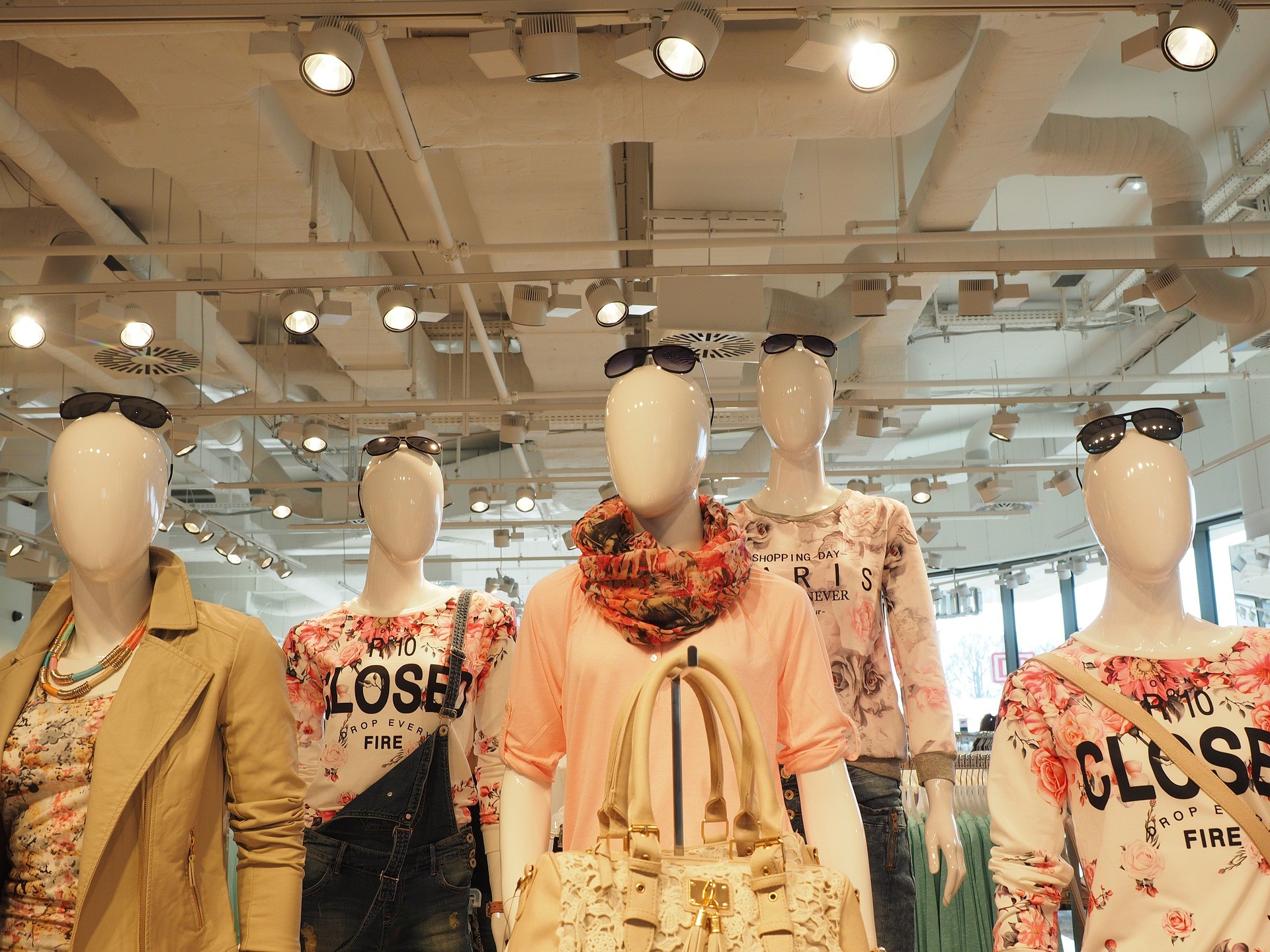 Moda serve à vida e aos sonhos das pessoas, diz escritor