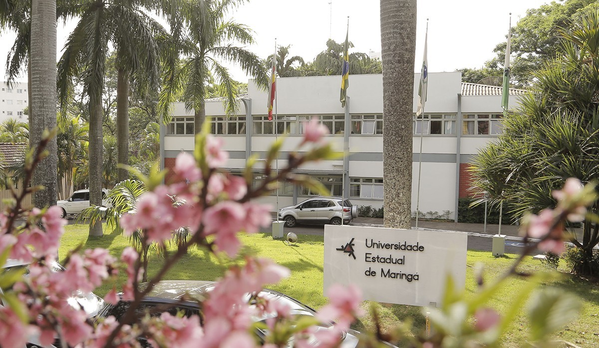 UEM mantém aulas, mas movimentação no campus diminui