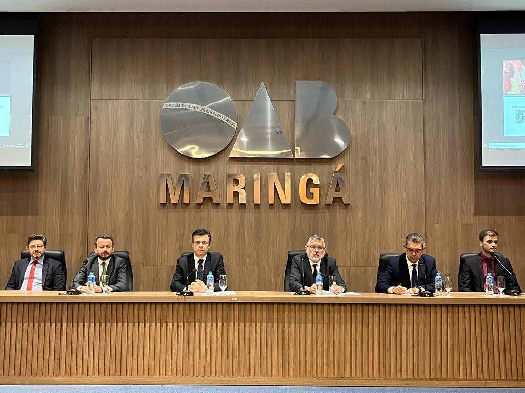 Presidente do TRE-PR participa de evento da OAB Maringá