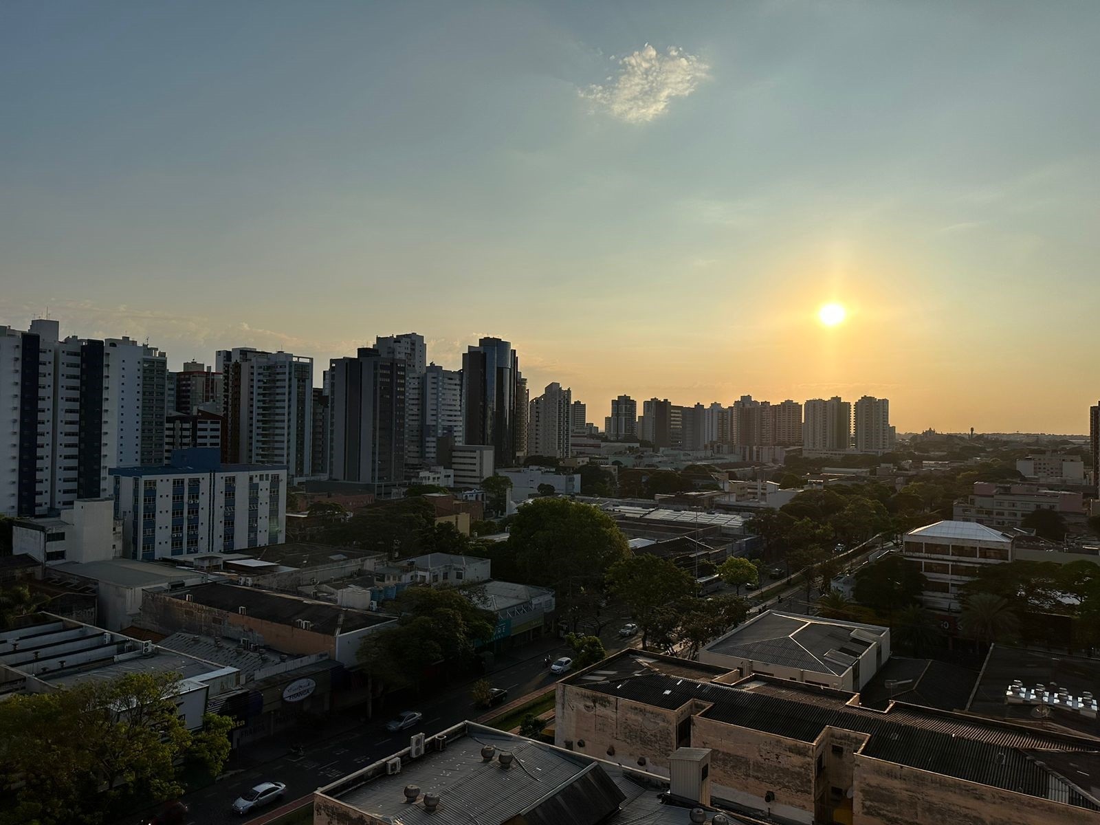 Veja a previsão do tempo para esta quarta-feira (30) em Maringá
