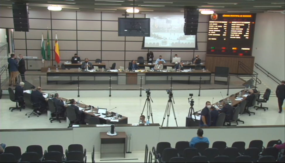 Refis de IPTU e ISSQN é aprovado com 14 votos