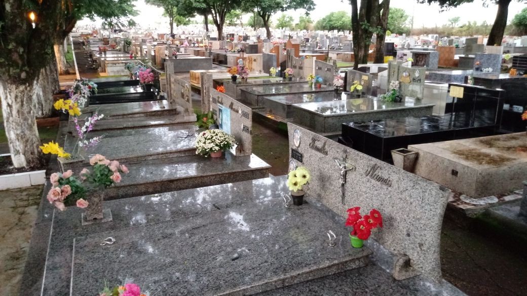 Um mês após onda de furtos, cemitério de Sarandi não teve registros de crimes