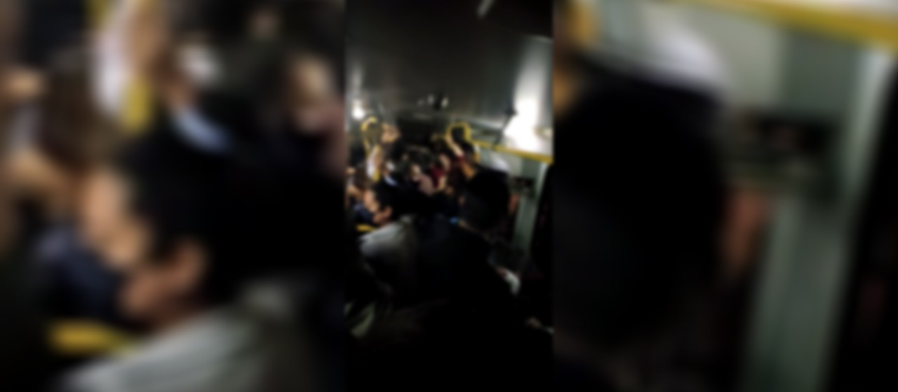 Passageiros divulgam vídeos de ônibus lotados em Maringá