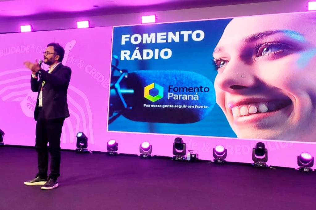 Fomento Paraná lança linha de crédito específica para emissoras de rádio