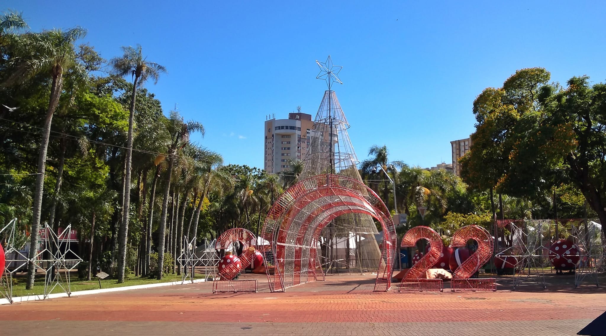 Quarta-feira ensolarada e com máxima de 28°C em Maringá