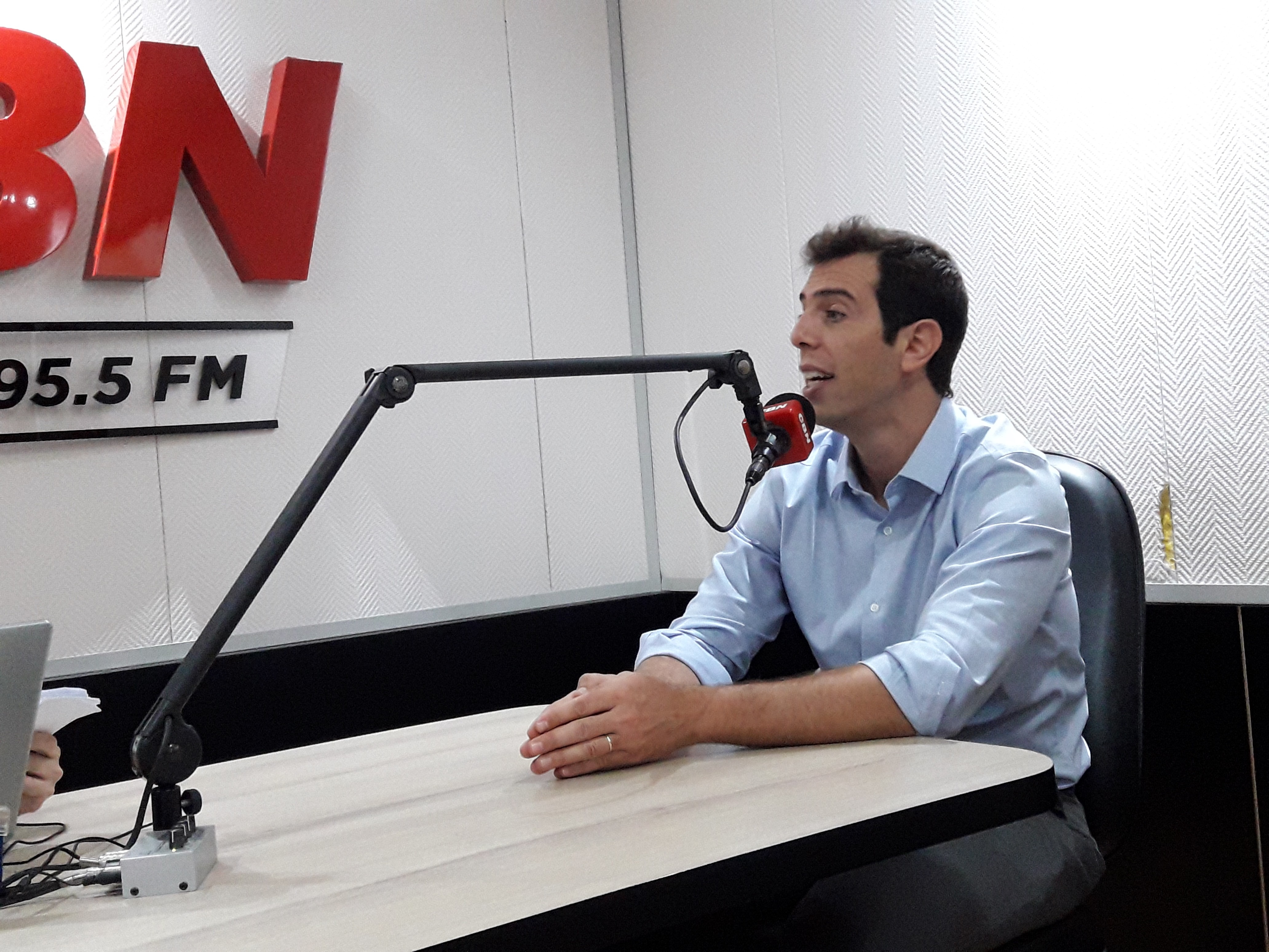 Governo vai instalar climatizadores nas salas de aula