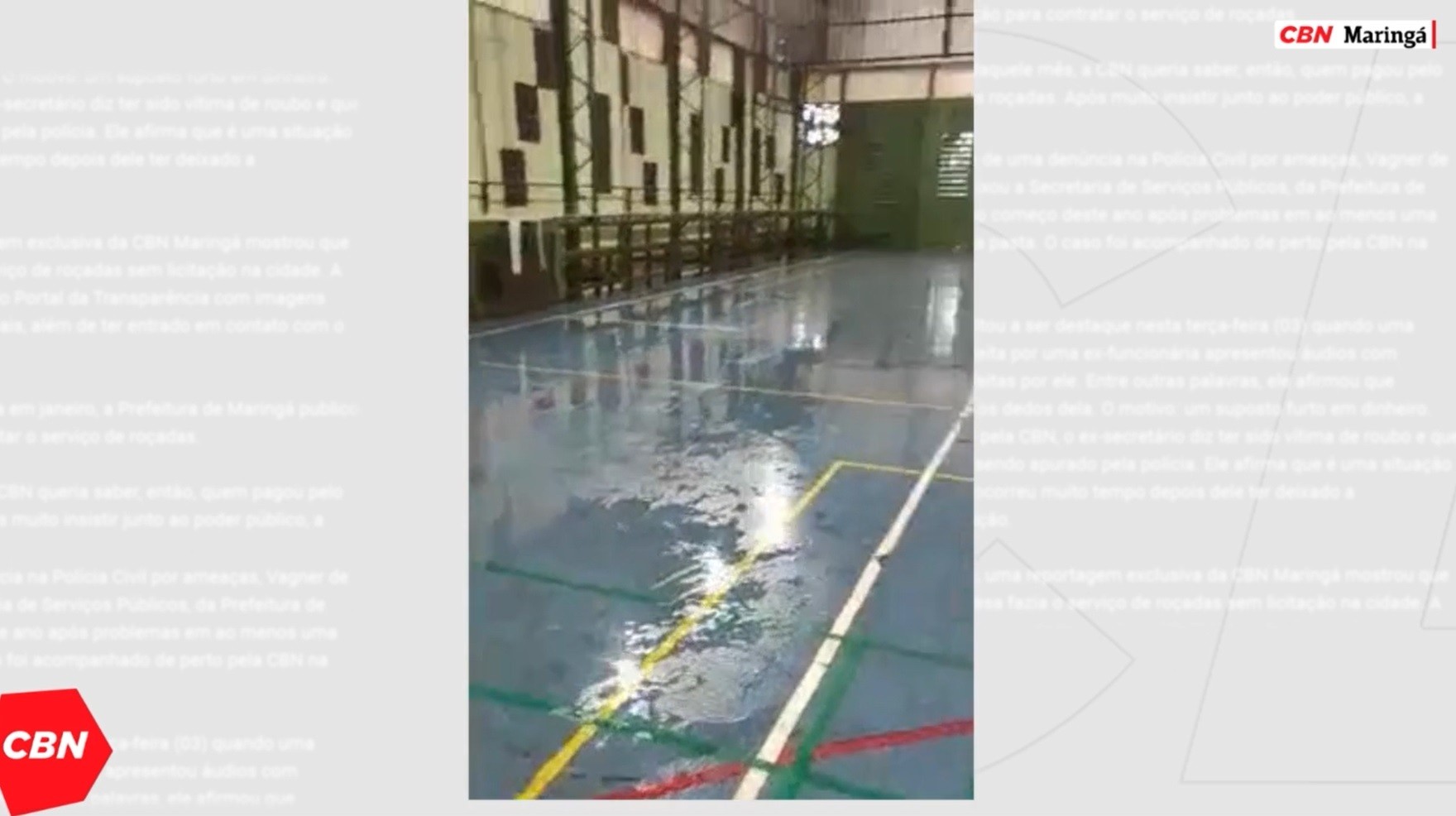 Moradores pedem solução para goteiras em ginásio de esportes