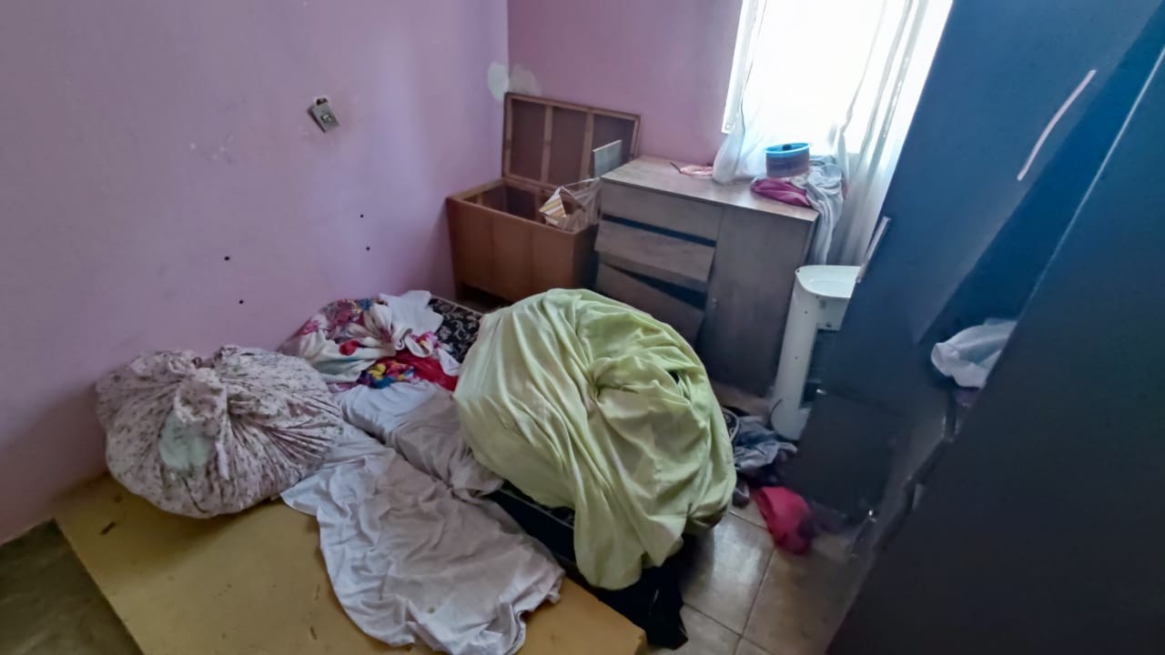 Mulher grávida de três meses é mantida em cárcere privado pelo ex-namorado e a mãe dele