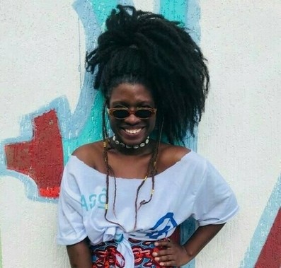 Do Rio de Janeiro para Maringá: Rubia Divino canta e encanta na cidade