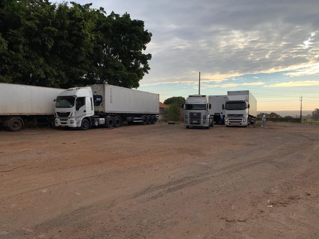 Polícia Federal apreende veículos utilizados em contrabando