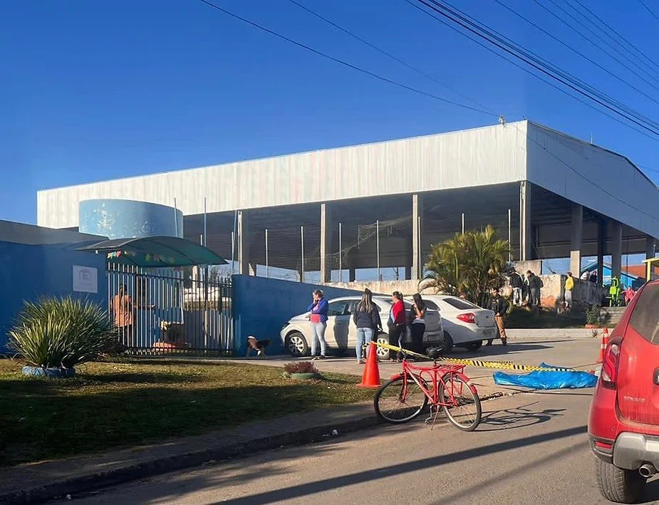 Imbituva: homem é morto com golpes de faca enquanto levava filho à creche