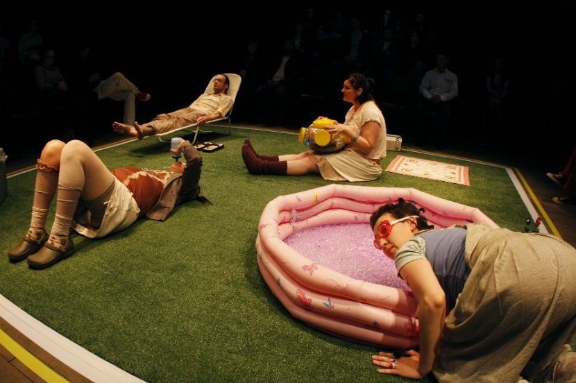 “Delicadas embalagens” é apresentada em Maringá