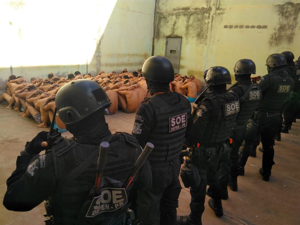 SOE Maringá realiza revista geral na Casa de Custódia de Maringá