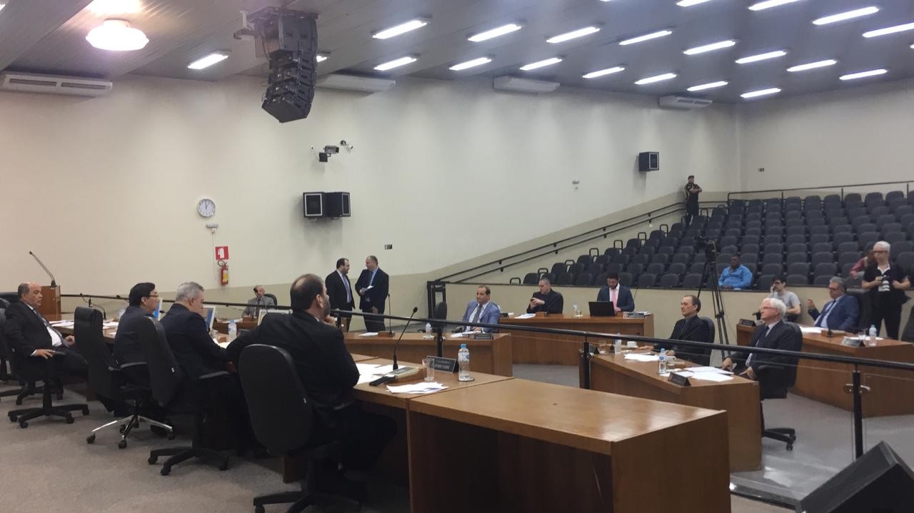 Vereadores sugerem alterações no código tributário maringaense