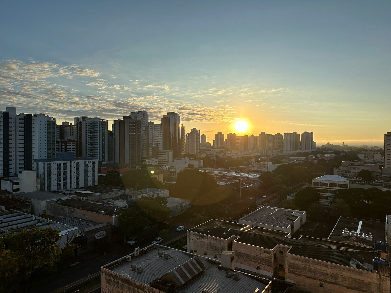 Segunda-feira (20) amanhece gelada em Maringá; máxima não deve passar dos 24º C