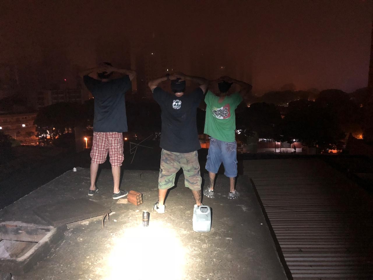 Três são detidos por pichação em Maringá