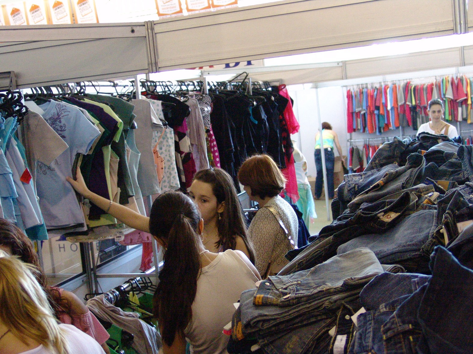 Comerciantes de Marialva terão feira ponta de estoque por aplicativo