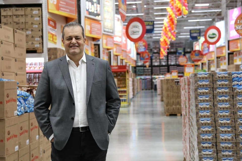 CEO da maior rede de atacado de autosserviço fala sobre sua relação com Maringá