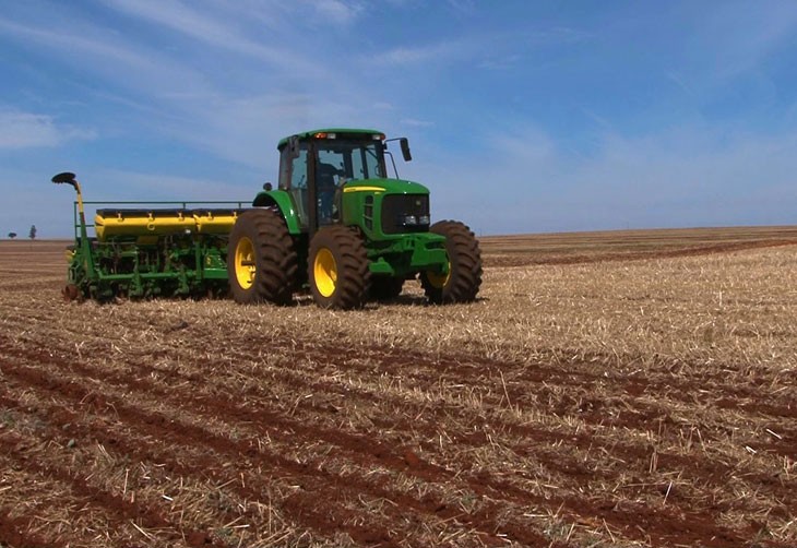 Impasse com frete pode comprometer aumento da área do plantio da soja