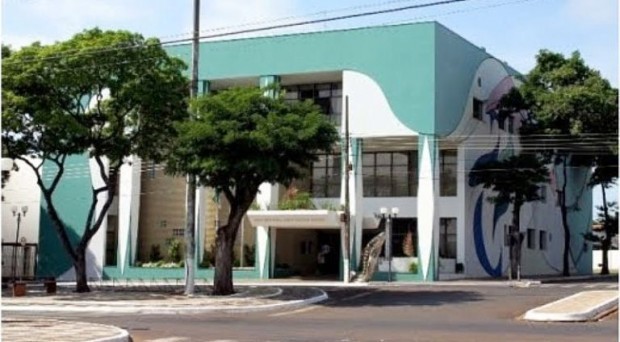 Prefeitura de Guaíra abre 51 vagas
