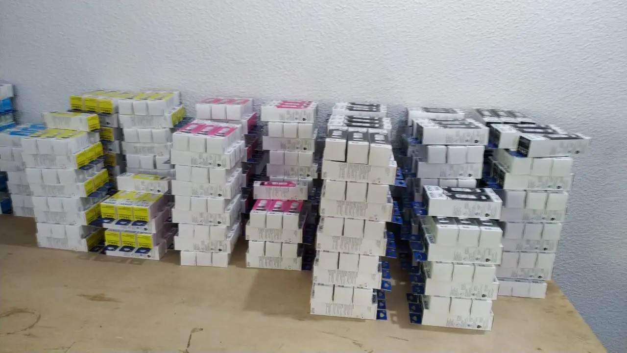 Polícia fecha depósito de falsificação de tintas em Maringá