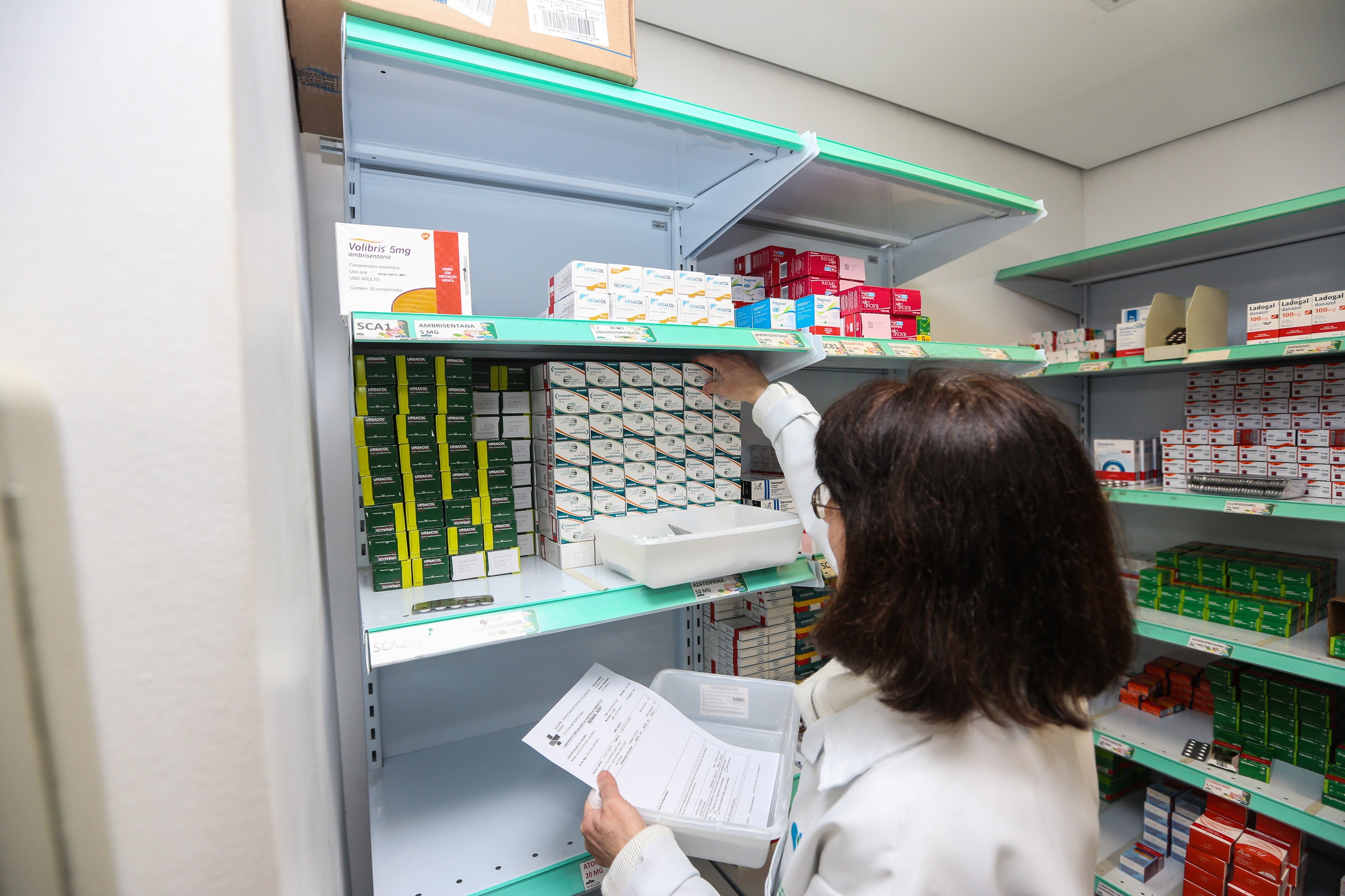 Farmacêutico tem que orientar e prevenir na hora de vender um medicamento