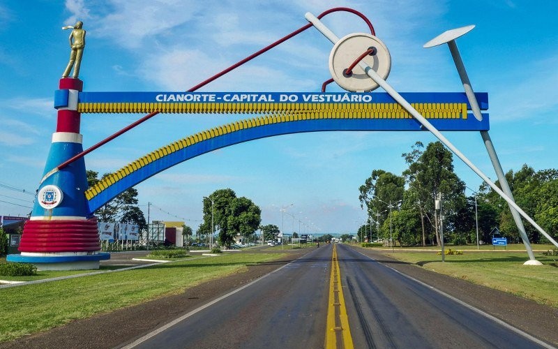 Revitalização do Portal da Cidade de Cianorte interdita trecho da rodovia