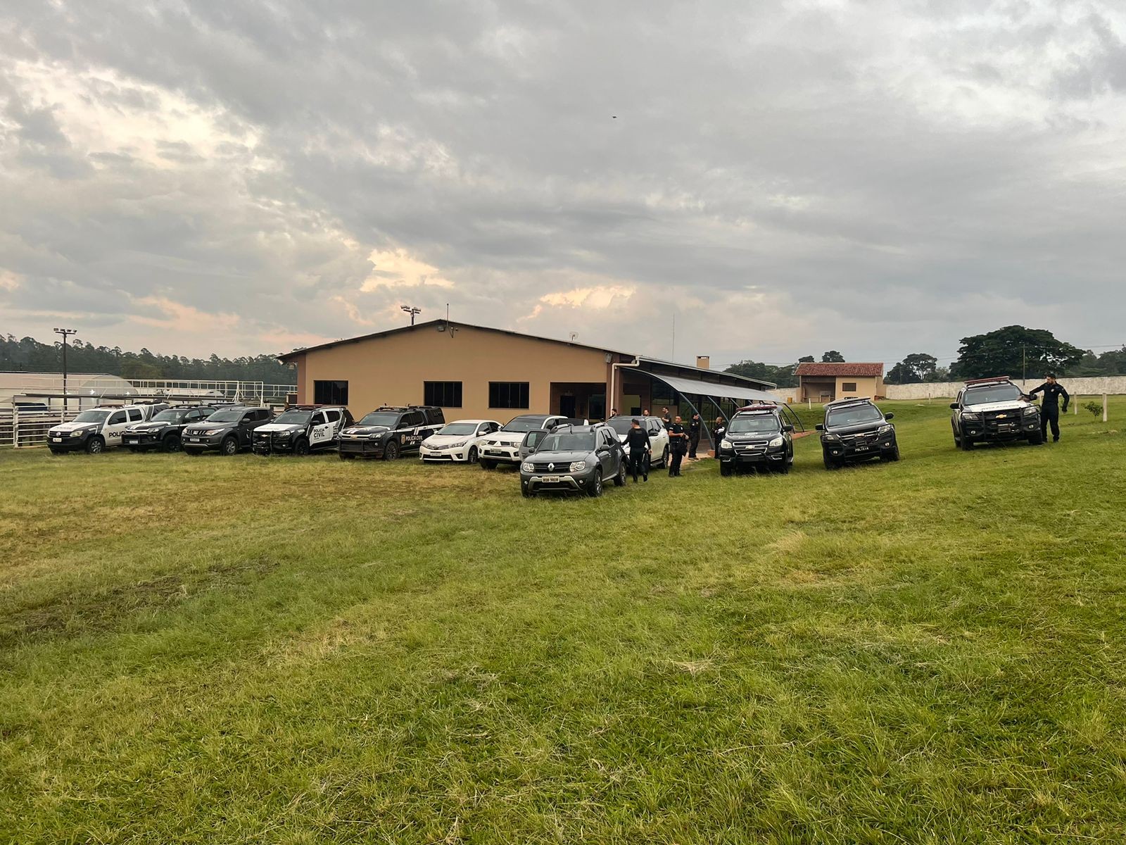 Denarc cumpre 11 mandados contra o tráfico de drogas em Astorga