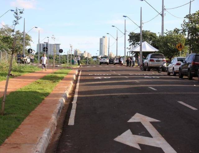 TCE avalia a qualidade do asfalto em duas vias públicas de Maringá