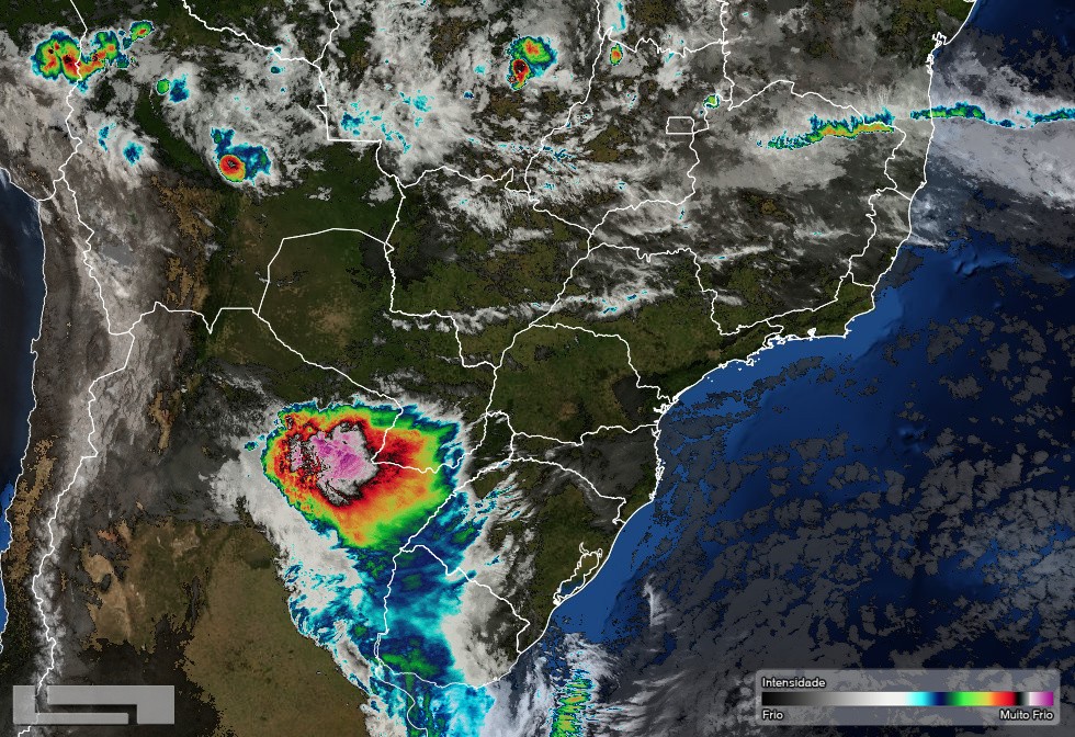 Domingo de calor em Maringá: máxima de 31ºC