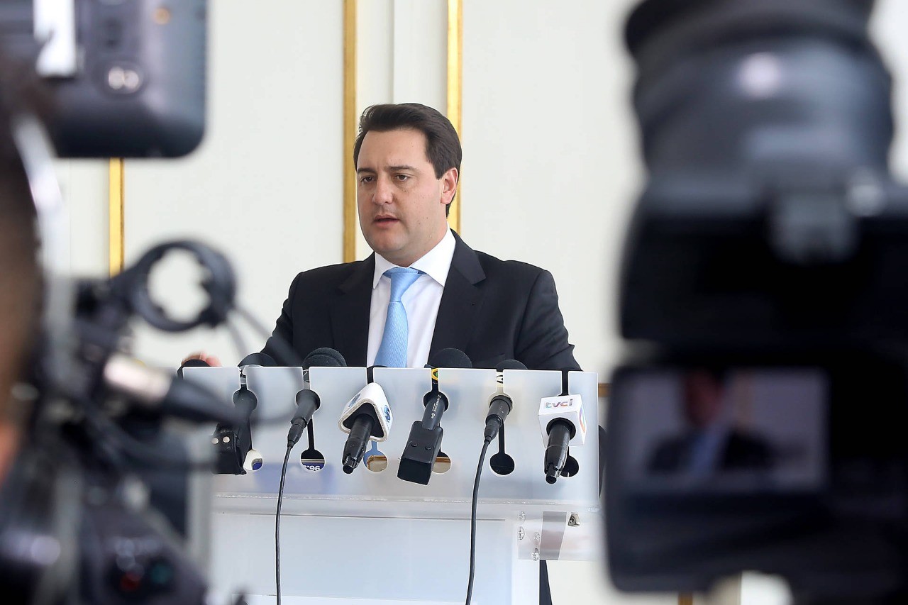 Em vídeo, Ratinho Jr justifica cortes do orçamento do Paraná