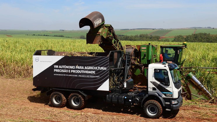 Caminhões autônomos chegam ao mercado brasileiro