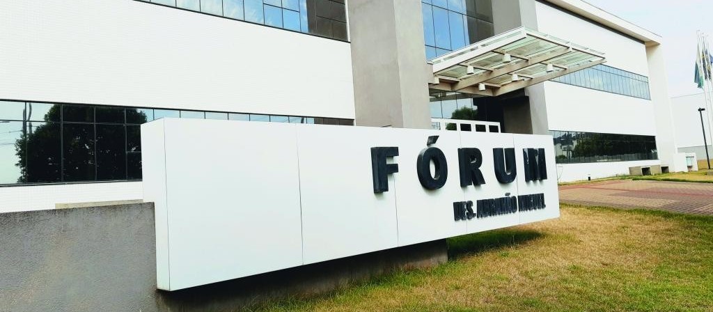 Policial acusado de chacina em Flórida é absolvido