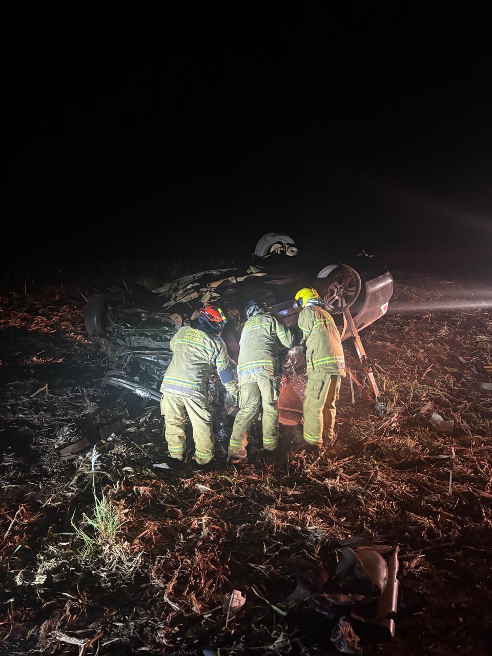 Quatro pessoas morrem em acidente na PRC-369, entre elas uma criança de 12 anos