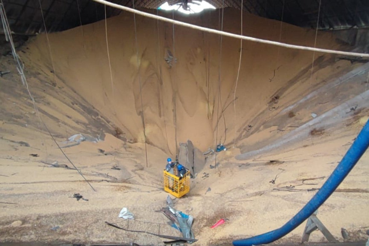 Corpo de Bombeiros encontra corpo de última vítima desaparecida em silo que explodiu em Palotina