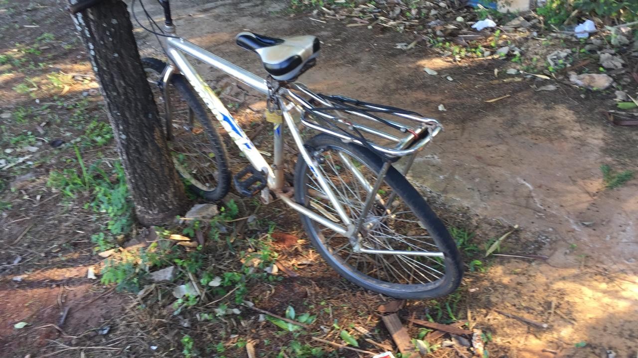 Ciclista atropelado na Av. Alexandre Rasgulaeff é socorrido em estado grave