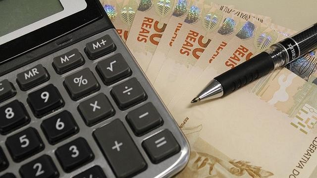 Para receber tributos, governo renegocia dívidas do Simples Nacional