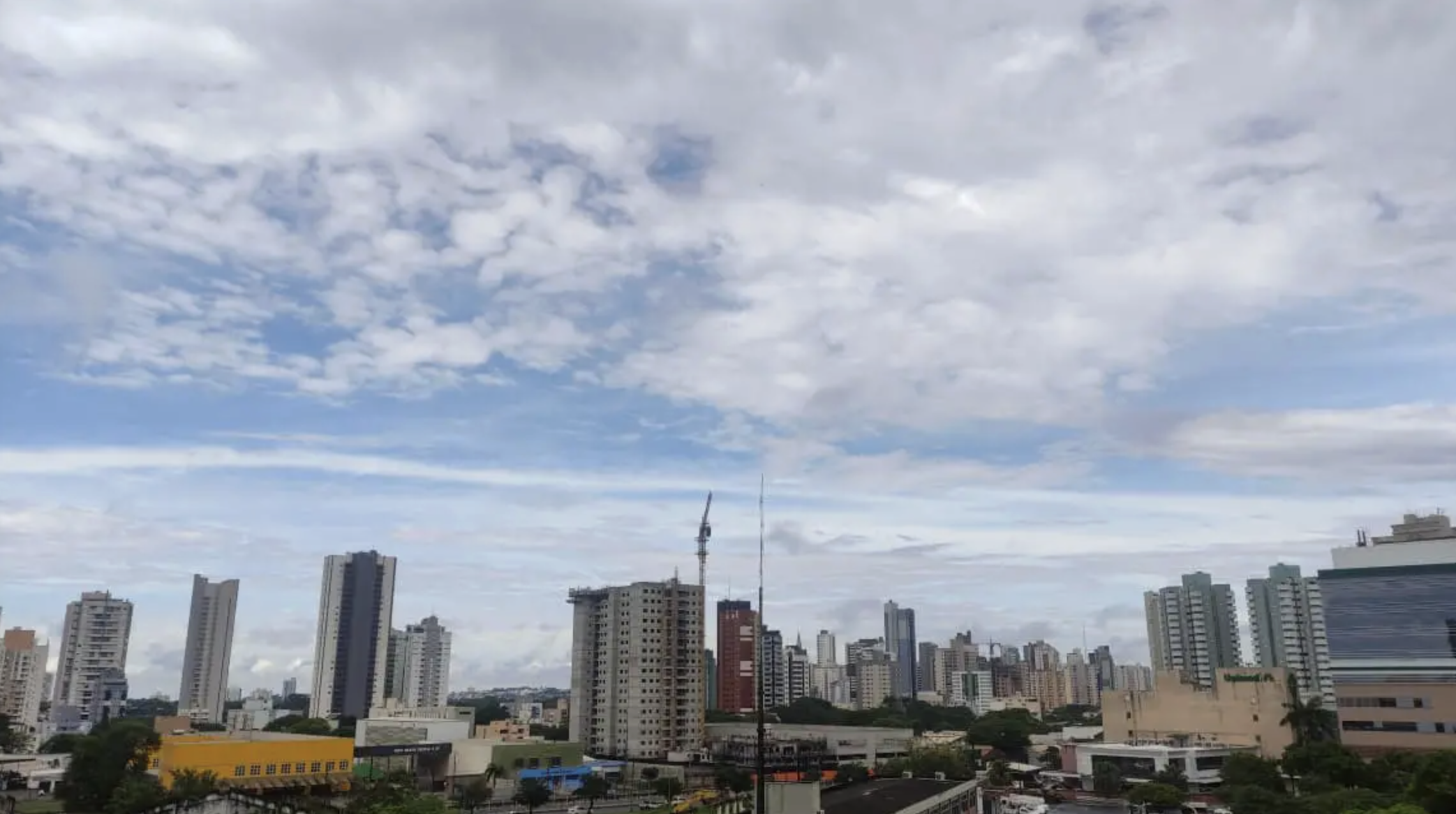 Forte na madrugada, chuva deve dar trégua no restante deste sábado, 8, em Maringá