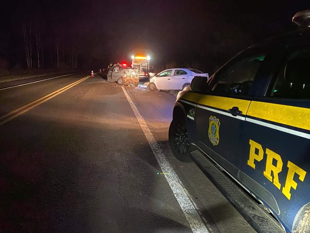 Motorista de carro com placa de Maringá morre em acidente na BR-376