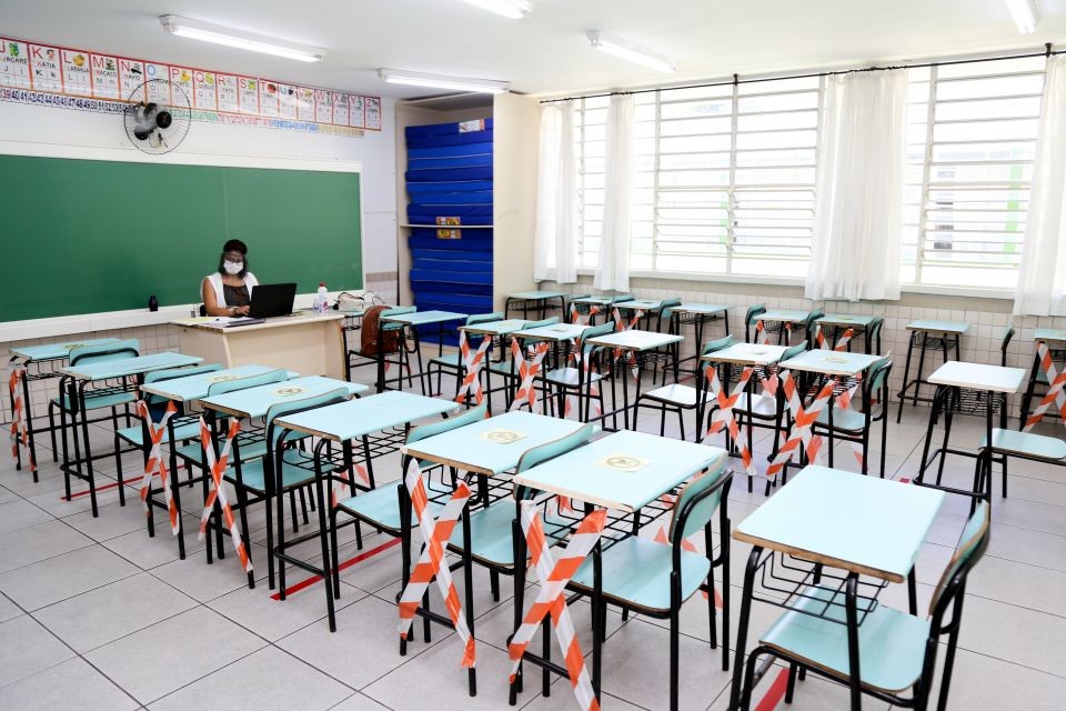 Prefeitura de Maringá pretende retomar aulas presenciais na rede municipal de ensino em 28 de julho