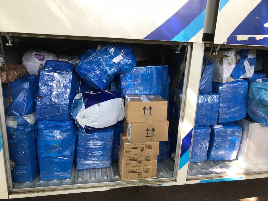 PRF apreende ônibus com mercadorias do Paraguai