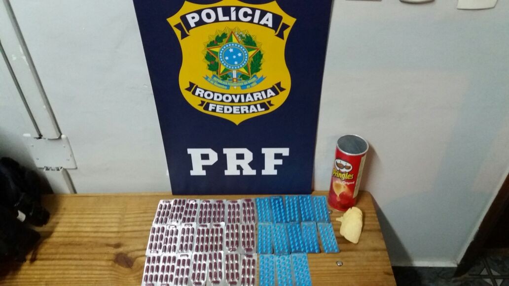 PRF apreende remédios contrabandeados do Paraguai em Marialva