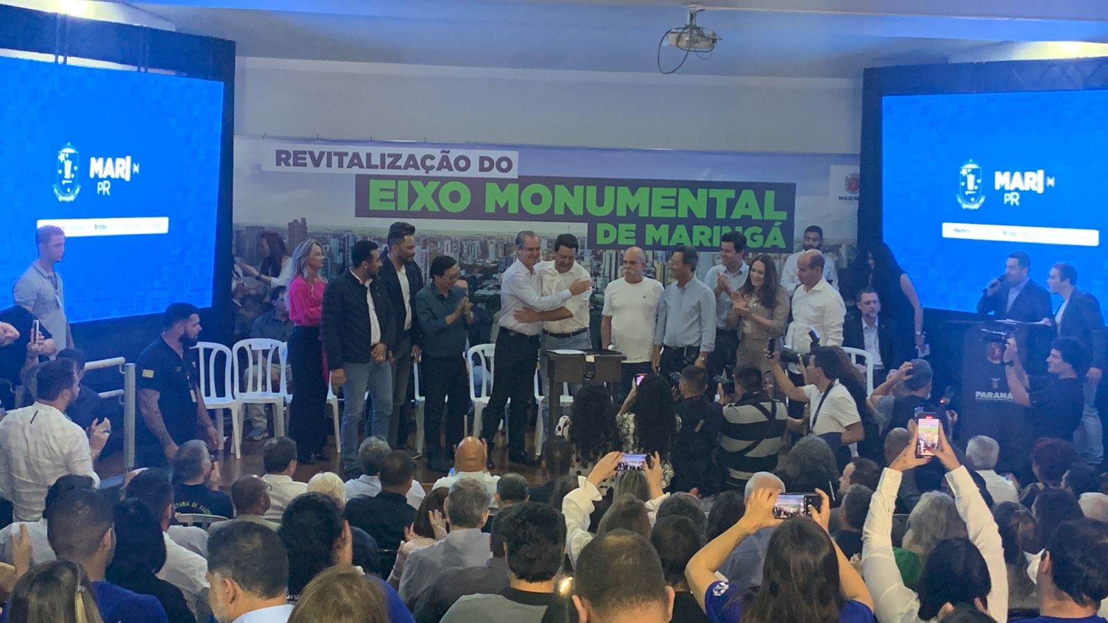 Governador assina liberação de R$ 20 mi para obras do Eixo Monumental