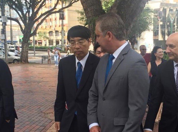 Novo embaixador do Japão no Brasil visita Prefeitura de Maringá