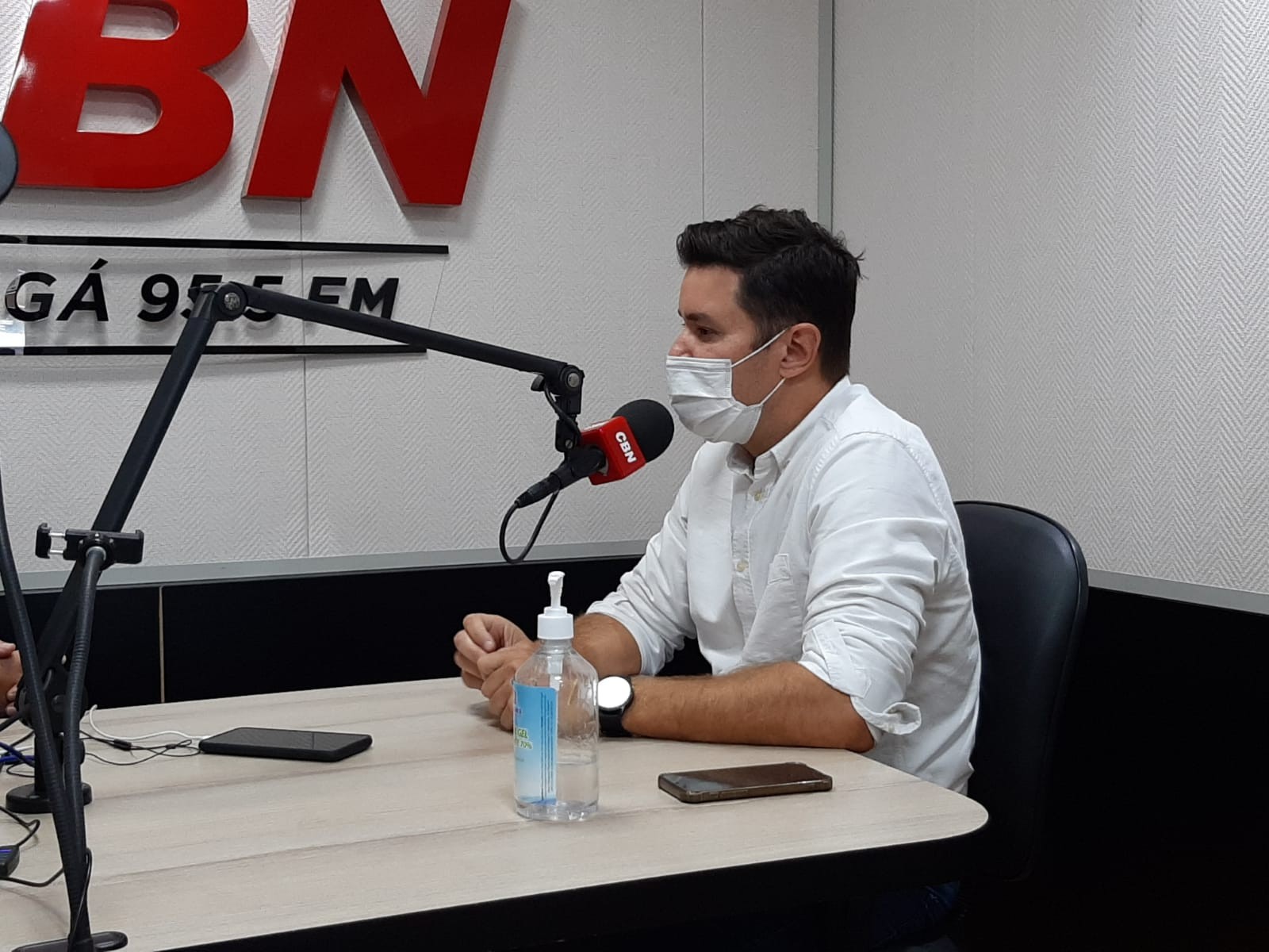 Não me sinto traído e sim, prestigiado pelo governador