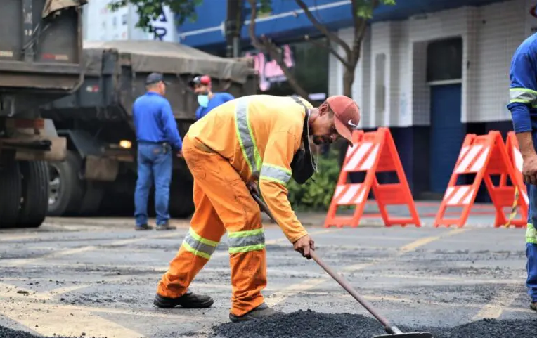 Prefeitura de Maringá abre licitação de R$ 82 milhões para recapeamento asfáltico