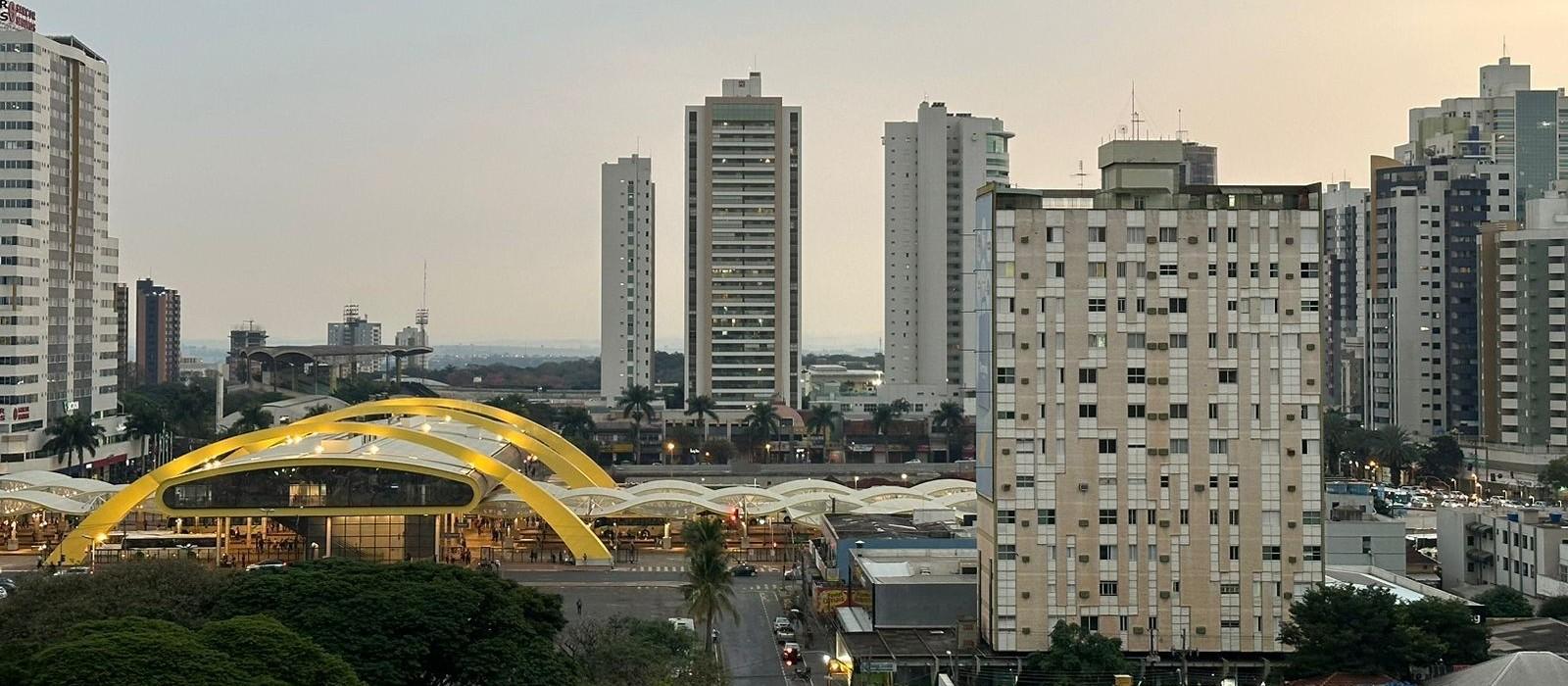 Domingo com possibilidade de chuva em Maringá